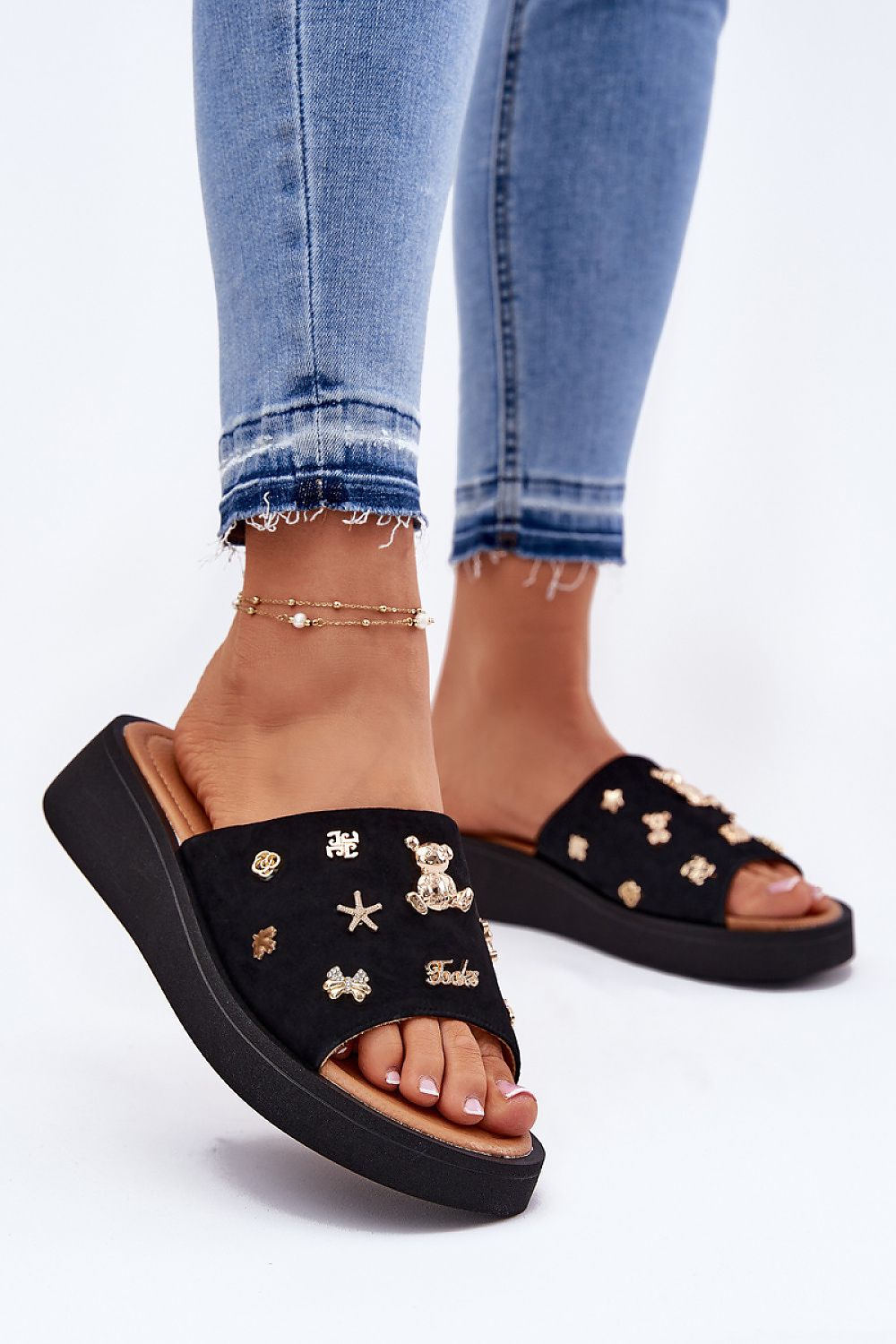 Clacquettes model 213953 Step in style