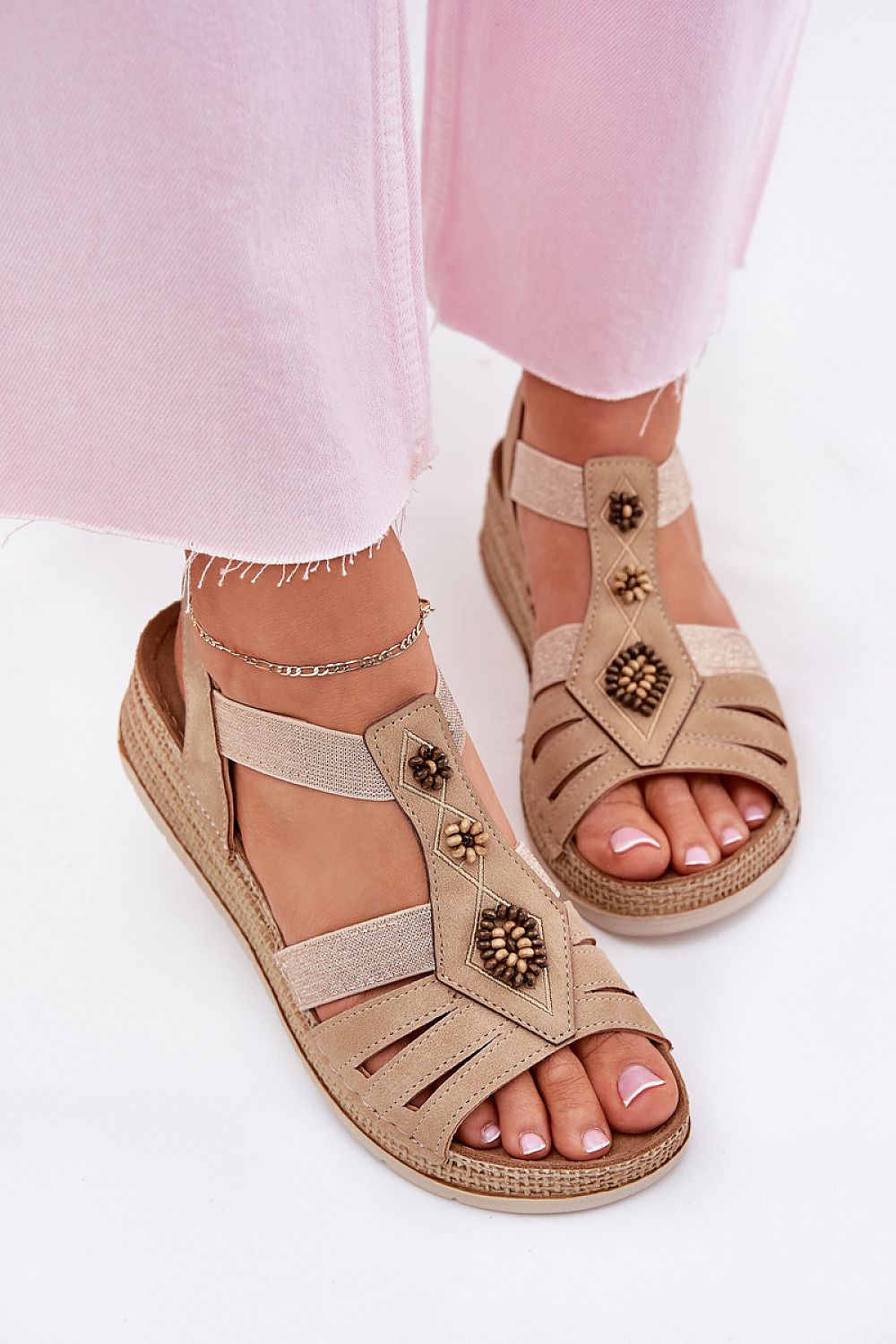 Cothurnes model 215012 Step in style