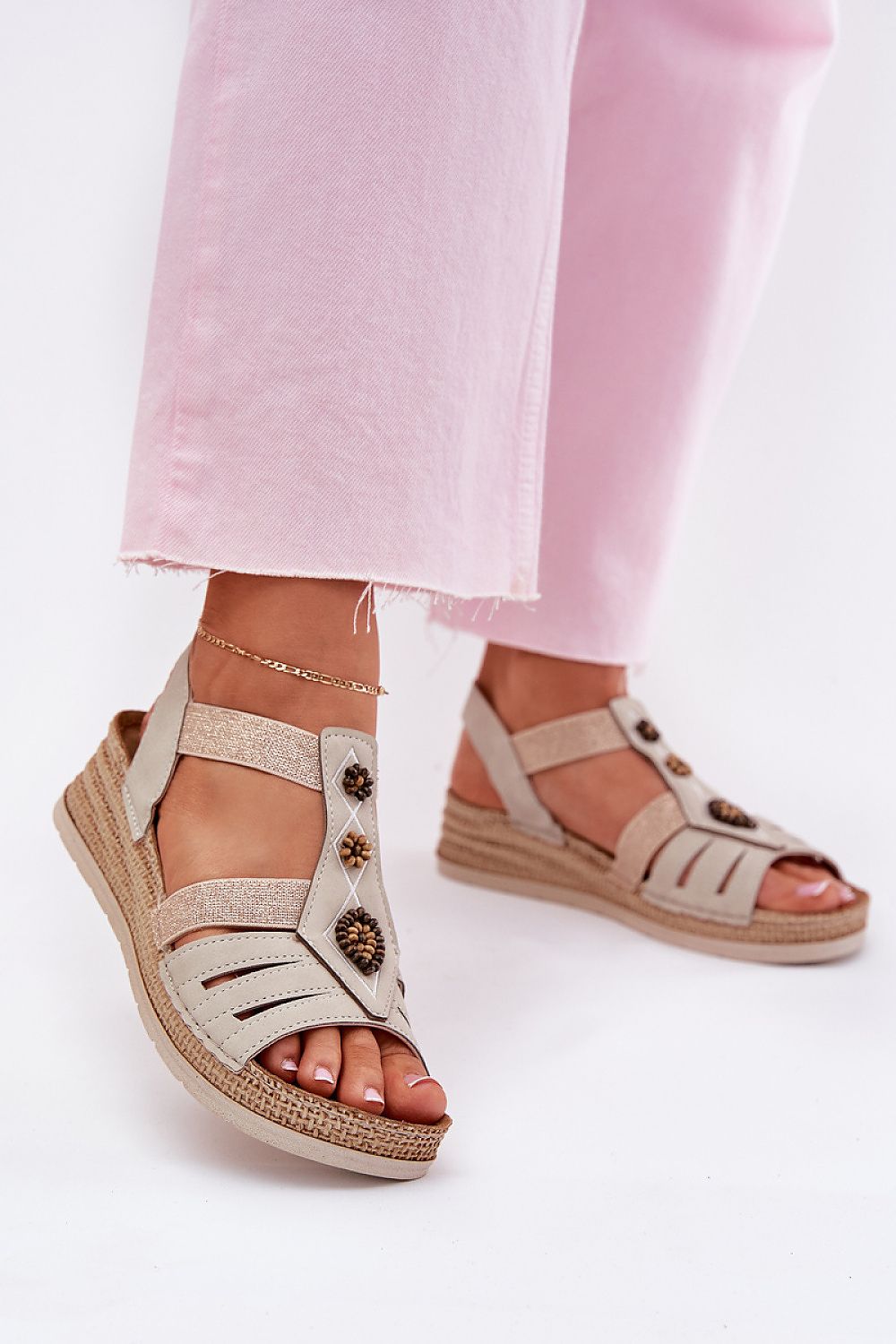 Cothurnes model 215013 Step in style