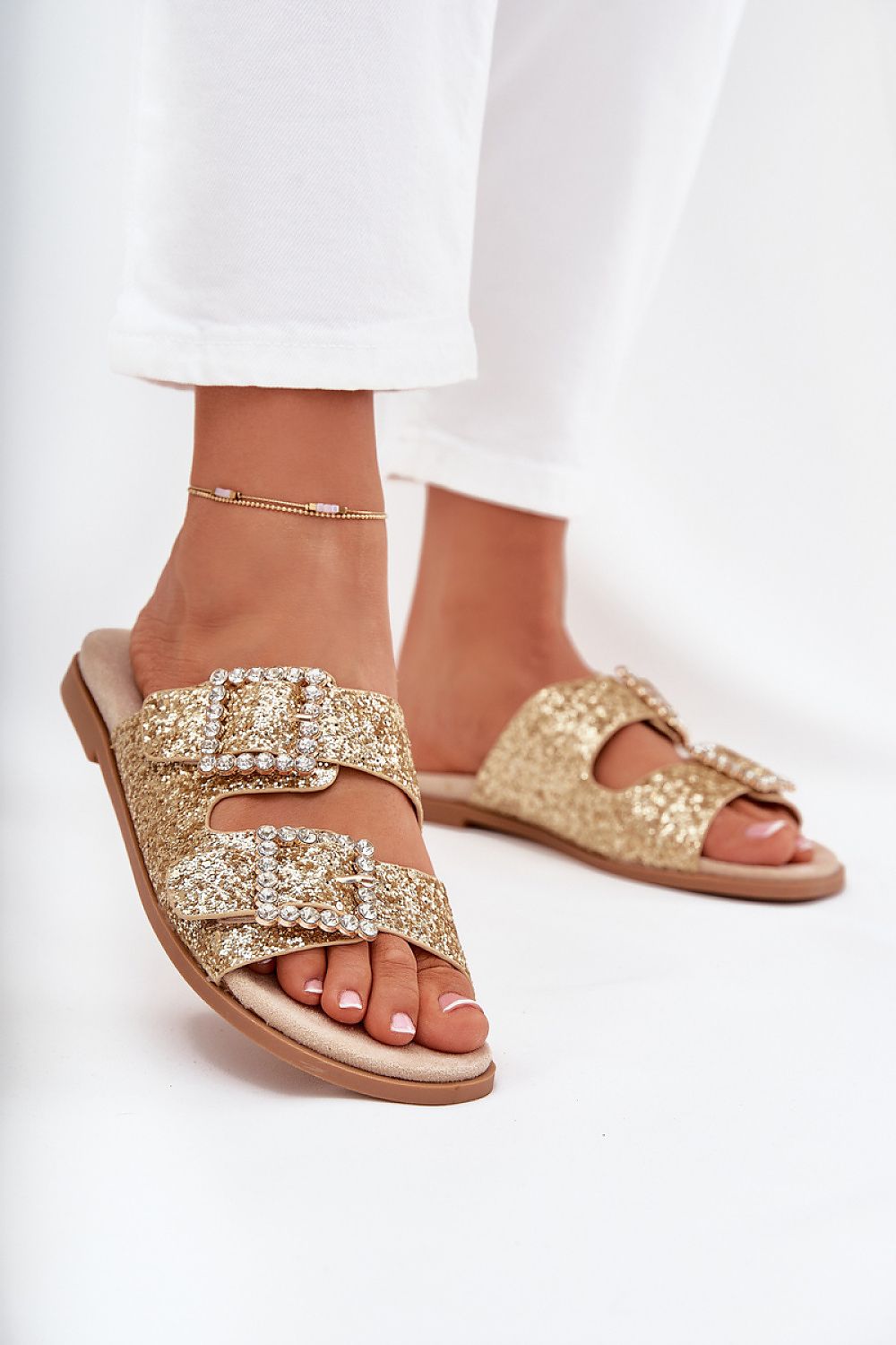 Clacquettes model 216374 Step in style