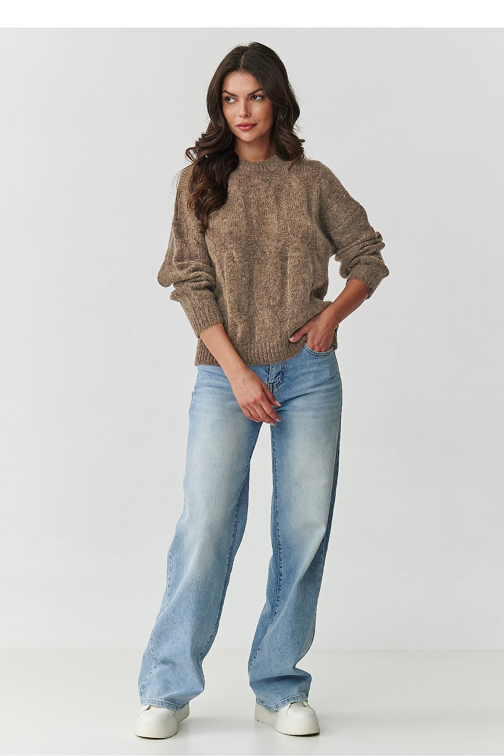 Chandail model 217356 Makadamia