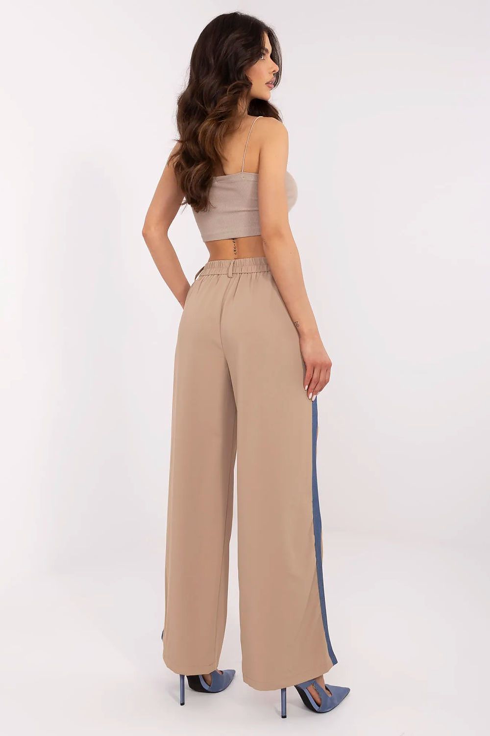  Pantalon femme model 211180 NM 