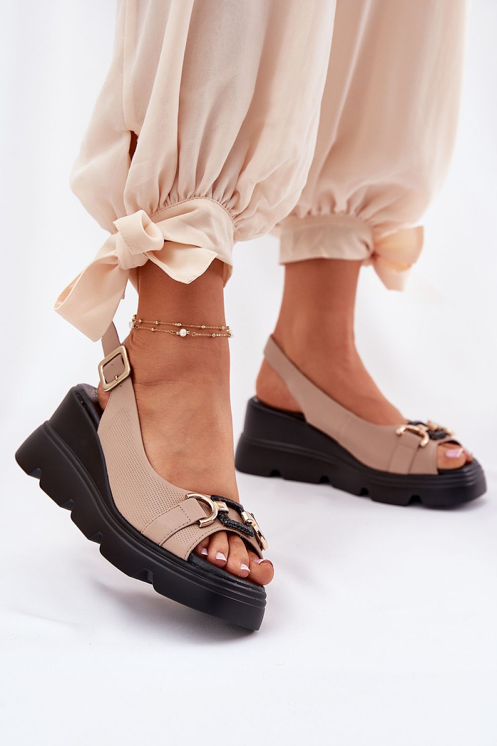  Cothurnes model 212134 Step in style 